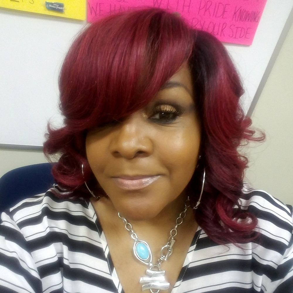 Meet your Posher, Regina